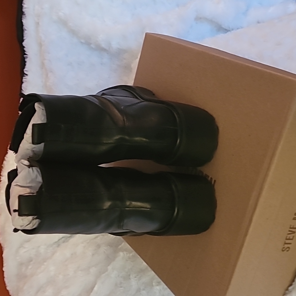Steve Madden Tornado Combat Boot - Picture 7 of 7